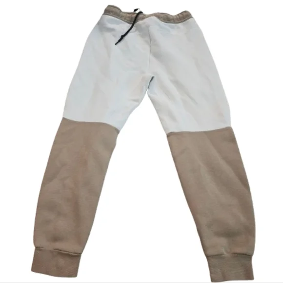 Nike Tech Fleece Pants - Picture 4 of 6